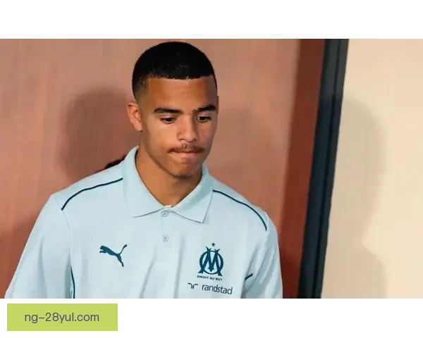 格林伍德与贝纳蒂亚形同陌路