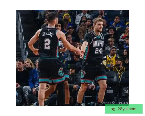 勇士七人上双逆转桑托斯绝杀夜